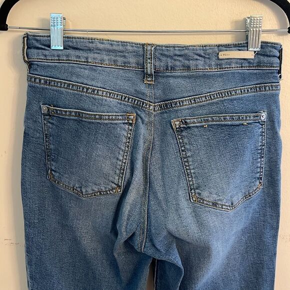 Pilcro and the Letterpress High-Rise Flare w/ raw hem - Picture 5 of 8